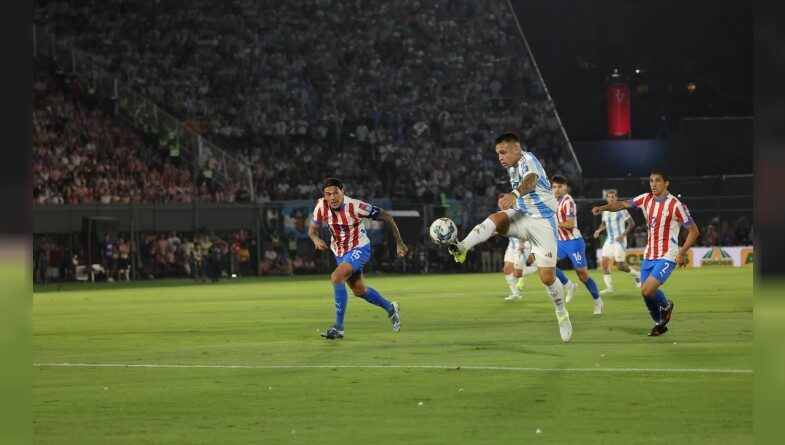 Dura derrota para la Selección argentina ante Paraguay por las Eliminatorias Sudamericanas