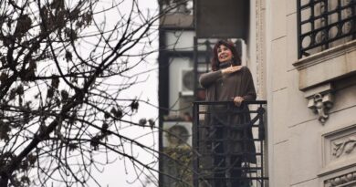 La Justicia rechazó un pedido de Cristina Kirchner para recibir visitas sin restricciones