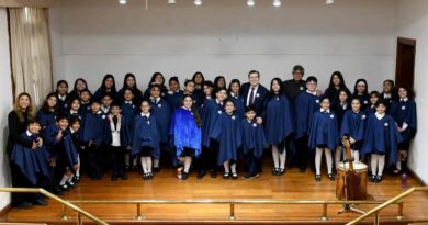 El Coro de Niños celebró su 40º Aniversario en la Casa de gobierno junto al gobernador Zamora