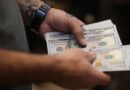 El Tesoro vendió otros USD 330 millones en el mercado para mantener al dólar dentro de la banda cambiaria