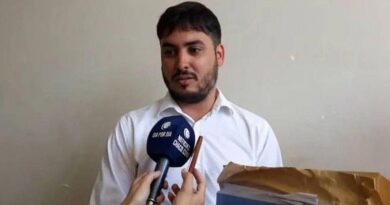 Juicio por el crimen de Cecilia Strzyzowski: arrestaron a un abogado defensor de Emerenciano Sena por incumplir las reglas del tribunal