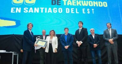 La intendente Fuentes participó del acto por el 50°aniversario del Taekwondo en Santiago del Estero