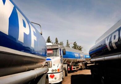 El Gobierno autorizó el funcionamiento de estaciones de servicio móviles para ampliar el acceso a combustibles