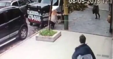 En plenon centro de la ciudad, robaron una mochila con 80 mil dólares