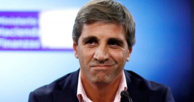 Cuenta regresiva para el vencimiento: el Gobierno busca los dólares que faltan