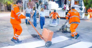La intendente Fuentes supervisó los trabajos de la demarcación de las sendas peatonales