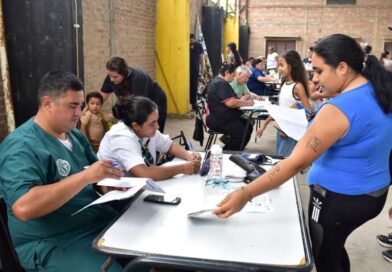 Operativo de salud en el Club Independiente de Fernández