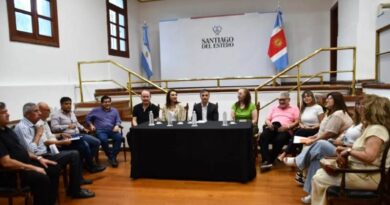El Gobierno provincial se reunió con gremios docentes para tratar la pauta salarial