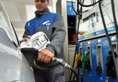 Combustibles: YPF subió ayer los precios 1,6% y desde inicios de mes ya lleva 2,6% de alza