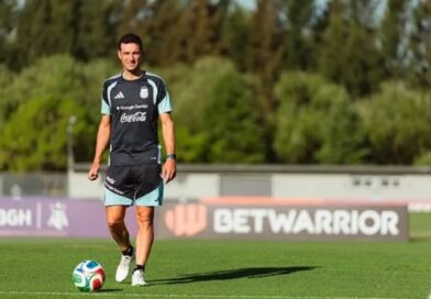 Scaloni prepara un equipo titular para mañana con sus mejores futbolistas