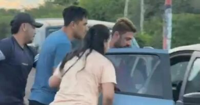 Policías detienen a “Seba” Corti en una acción de cine