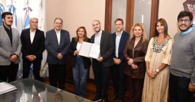 La intendente Fuentes se reunió con autoridades del Círculo Odontológico