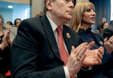 Zamora: “La economía del país es un desastre y no es sostenible”