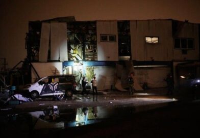 Irán ataca objetivos en todo Oriente Medio mientras Israel y EEUU bombardean Teherán