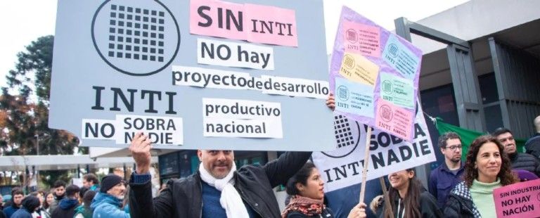 INTI en alerta por un recorte masivo que supera los 700 despidos y abre una fuerte interna