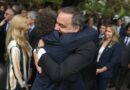Con Milei atrincherado, en el Gobierno creen que solo el Mundial puede tapar el escándalo de Adorni