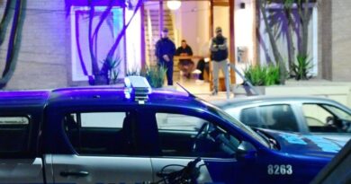 Búnker VIP en pleno centro de Santiago: cayó el distribuidor de drogas que usaba un departamento en calle Urquiza