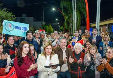 La intendente Fuentes inauguró junto a vecinos la iluminación led de calle Luis Braile