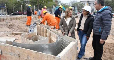 La intendente Fuentes supervisó la obra de la nueva Plaza de las Ciencias