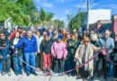 La intendente Fuentes acompañada por vecinos inauguró la pavimentación de la calle Las Moras La intendente Fuentes acompañada por vecinos inauguró la pavimentación de la calle Las Moras