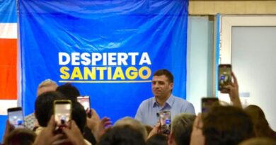 Cerró campaña Despierta Santiago, y Pérez Carletti pidió no dividir el voto opositor el domingo