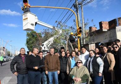 La intendente Fuentes destacó que se alcanzaron a semaforizar 65 nuevas esquinas en la ciudad