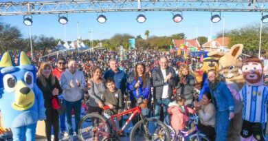 La celebración del Día de la Niñez organizado por la Municipalidad en el Parque Sur tuvo una gran convocatoria