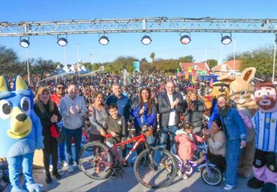 La celebración del Día de la Niñez organizado por la Municipalidad en el Parque Sur tuvo una gran convocatoria