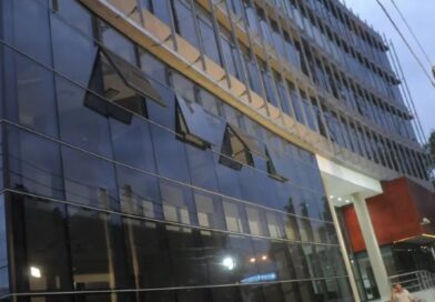Peluquera asistió ayer a la Fiscalía, pero su declaración fue diferida Peluquera asistió ayer a la Fiscalía, pero su declaración fue diferida