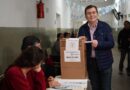 Gerardo Zamora emitió su voto en la mesa 457 en la Escuela Hogar N° 1 “Eva Perón” de la ciudad Capital
