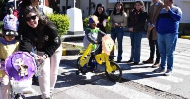 Fernández: se realizó la gran bicicleteada de los jardines de infantes