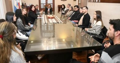 La intendente Fuentes se reunió con referentes de distintas colectividades de la ciudad