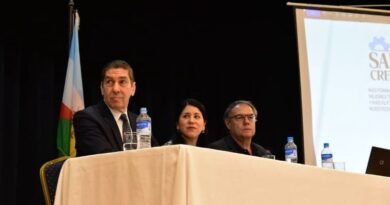 68 jóvenes de Fernández recibieron sus certificados del programa provincial “Santiago Crece con Vos”