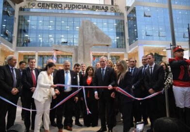 El gobernador Elías Suárez inauguró el nuevo y moderno Centro Judicial de Frías
