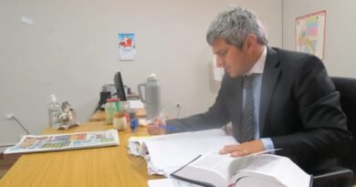 Menor abusado: piden detener al papá e investigar a jueces nacionales por asociación ilícita y secuestro