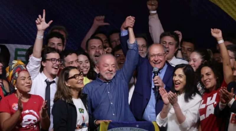 Lula celebró su triunfo en Brasil y prometió cambios: “Vamos a cambiar la manera de gobernar”