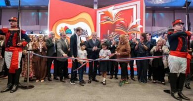 El Gobernador Elías Suárez inauguró la Feria Internacional del Libro